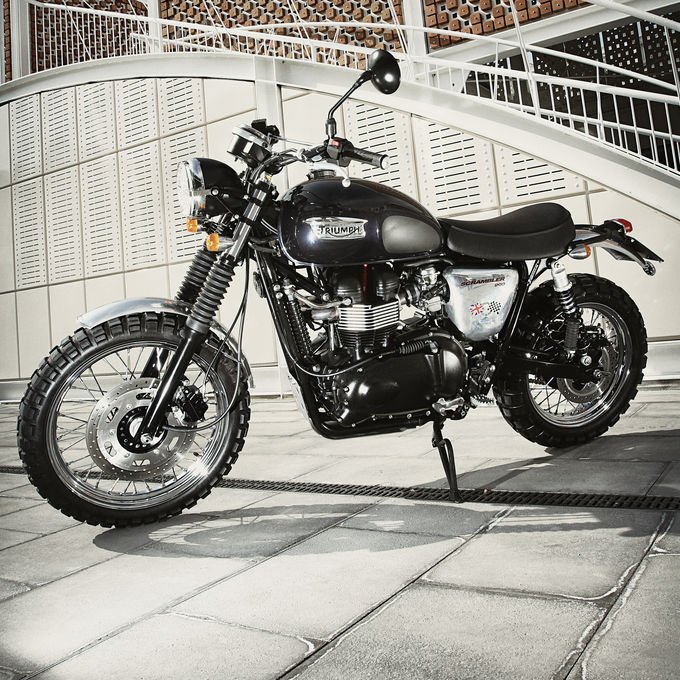 Triumph Scrambler Deep Blue 10 IMG 5067