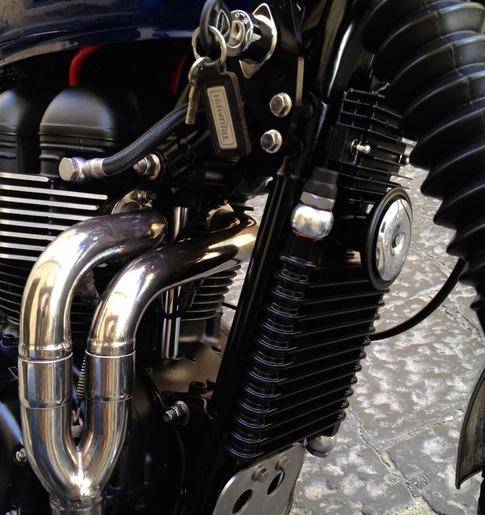 Triumph Scrambler Deep Blue  22