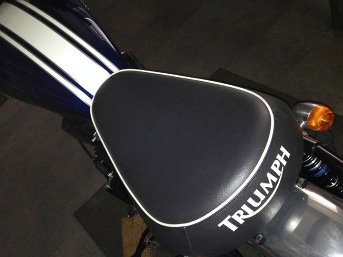 Triumph Scrambler Deep Blue  27